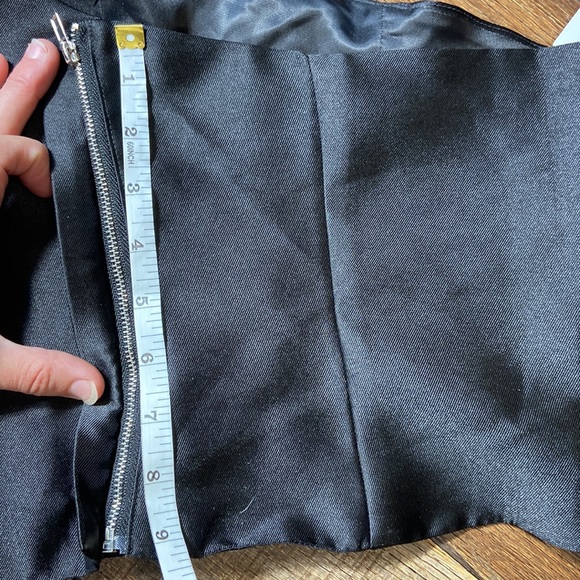 Urban Outfitters Tafetta Style Halter Neck Crop Top New Size L - Picture 11 of 12